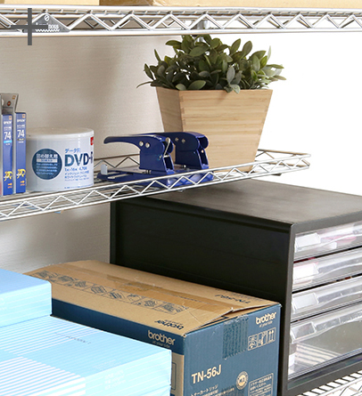 ハーフシェルフをスチールラックに追加