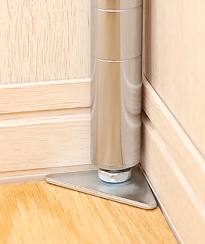 角にフィットする25mm足元パーツ