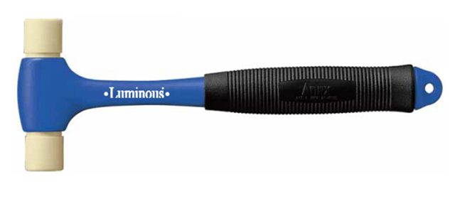 スチールラックの組み立て・分解におすすめのルミナスハンマー