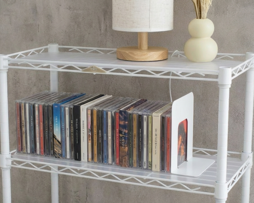 CDケースは立てて収納