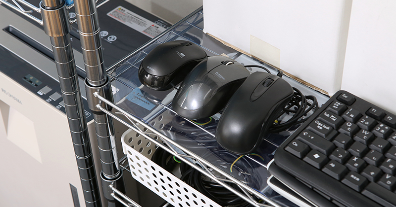 パソコン用品なども、わかりやすくひとまとめに!