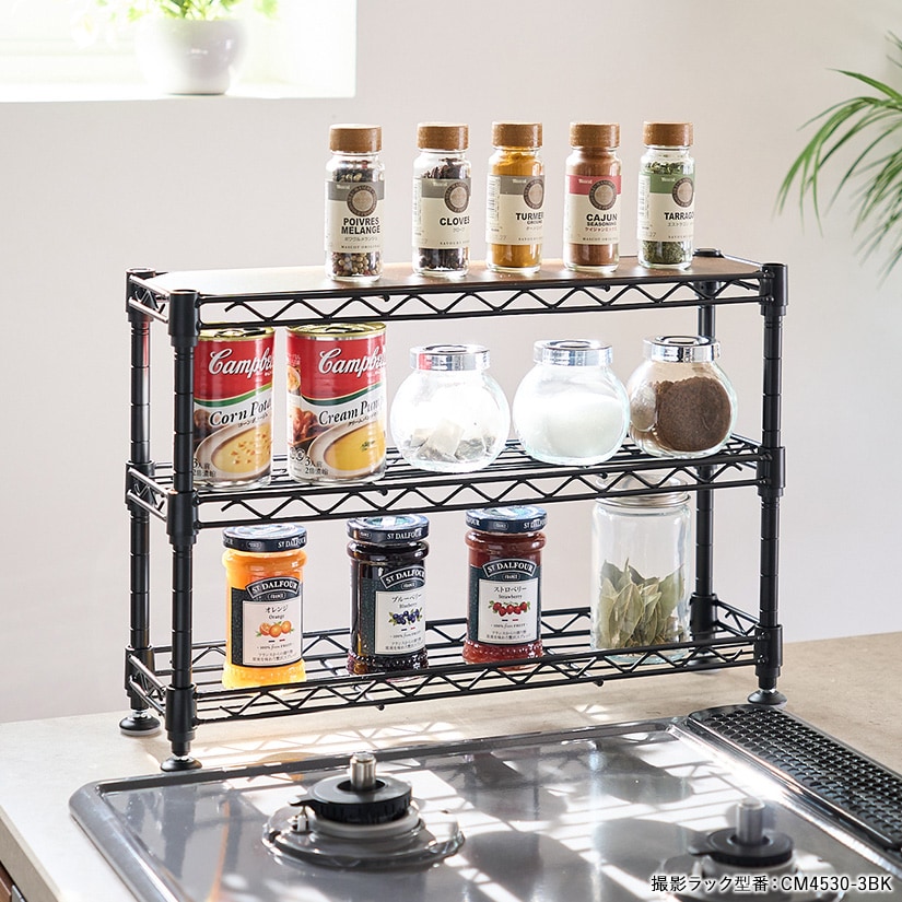 <h2>お部屋の雰囲気を引き締めるブラック</h2><p>コンパクトなので、お部屋に圧迫感を与えず空間をスタイリッシュに彩ります。</p>